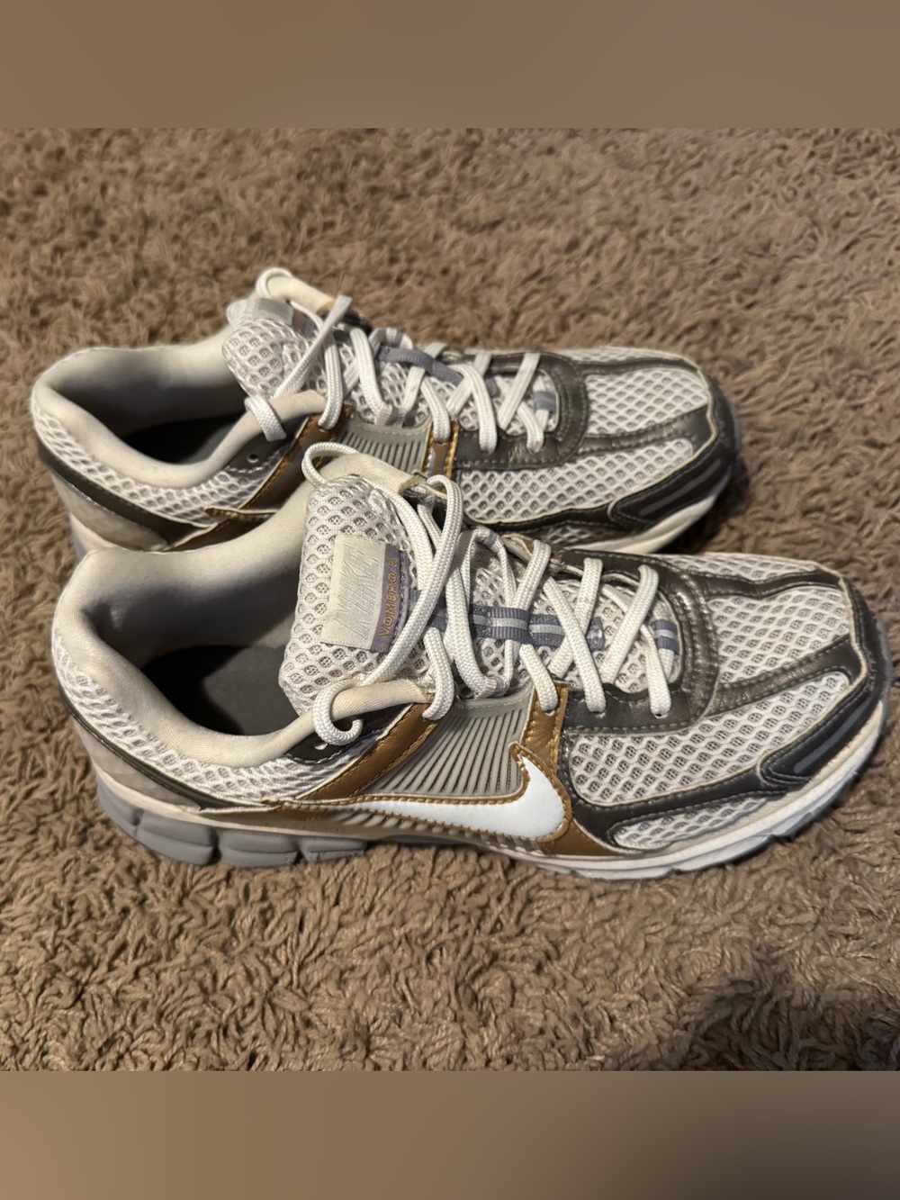 Nike Air Zoom Vomero 5 Metallic Pewter Gold